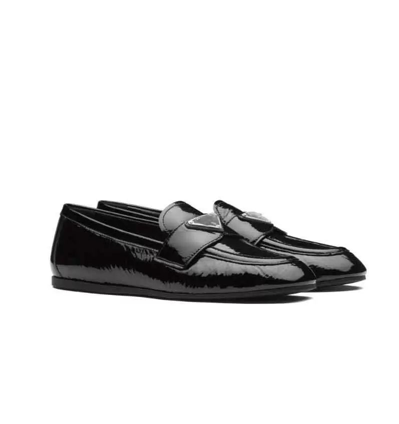 Fashion Sandals Triangle Loafers Brushed Leather White Black Sneakers Women's Oxfords Walking Party Dresses Comfort Shoes EU35-41
Fashion Sandals Triangle Loafers Brushed Leather White Black Sneakers Women's Oxfords Walking Party Dresses Comfort Shoes EU35-41