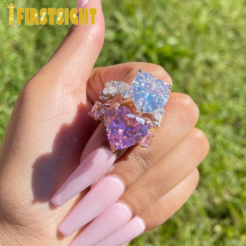 Wedding Rings Rose Gold Color Pink Heart Ring Iced Out Bling Cut 5A CZ Hearts Engagement Wedding Band Rings For Women Men Jewelry 230313
Wedding Rings Rose Gold Color Pink Heart Ring Iced Out Bling Cut 5A CZ Hearts Engagement Wedding Band Rings For Women Men Jewelry 230313