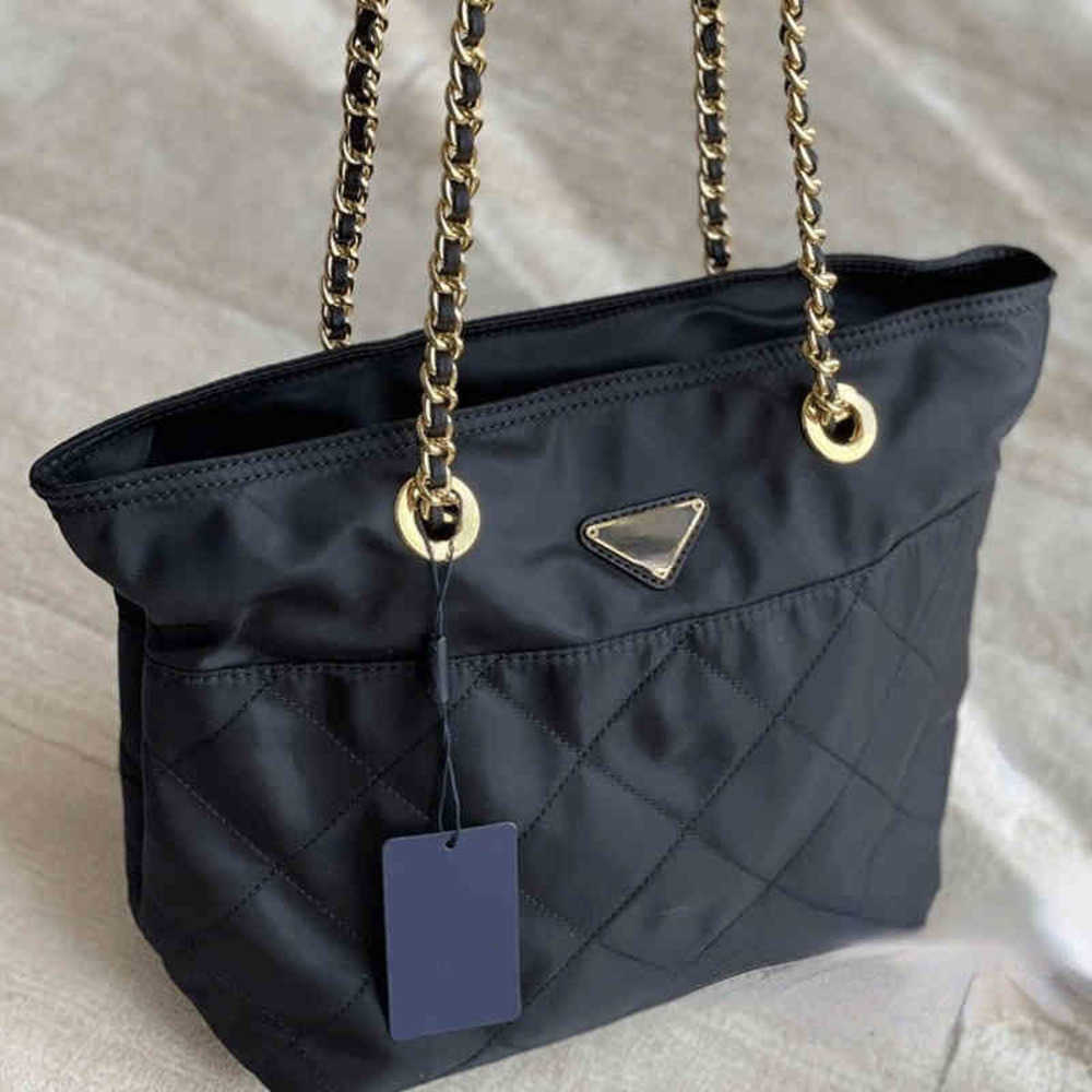 Totes Shoulder Bags Women Large Capacity Clutch Shopping Brand Designer Purse Airport Tote Weekender Traveling Handbag 1021, Black
Totes Shoulder Bags Women Large Capacity Clutch Shopping Brand Designer Purse Airport Tote Weekender Traveling Handbag 1021, Black