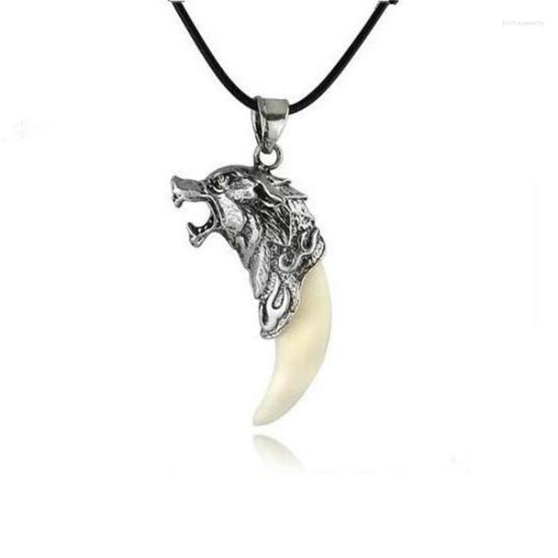Pendant Necklaces 1Pc Creative Punk Fashion Brave Men Wolf Dog Teeth Spike Necklace Jewelry Fang Tooth Amulet
Pendant Necklaces 1Pc Creative Punk Fashion Brave Men Wolf Dog Teeth Spike Necklace Jewelry Fang Tooth Amulet