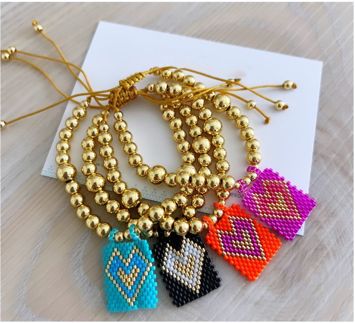 Charm Bracelets fashion miyuki heart bracelets copper micro paved with 18k gold plated jewelry for women gift 230313
Charm Bracelets fashion miyuki heart bracelets copper micro paved with 18k gold plated jewelry for women gift 230313