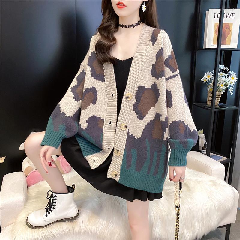 Women's Knits Korean Version Loose Sweater Women's Cardigans Coat Autumn Winter Leopard Jacquard Knitted V-neck Cardigan, Sky blue
Women's Knits Korean Version Loose Sweater Women's Cardigans Coat Autumn Winter Leopard Jacquard Knitted V-neck Cardigan, Sky blue