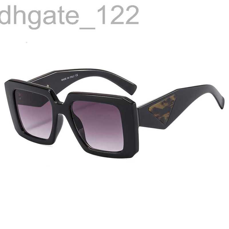 Designer Sunglasses Vintage Square Men Women Metal Cutout Frame Glasses Ladies UV400 Eyewear SV8U
Designer Sunglasses Vintage Square Men Women Metal Cutout Frame Glasses Ladies UV400 Eyewear SV8U
