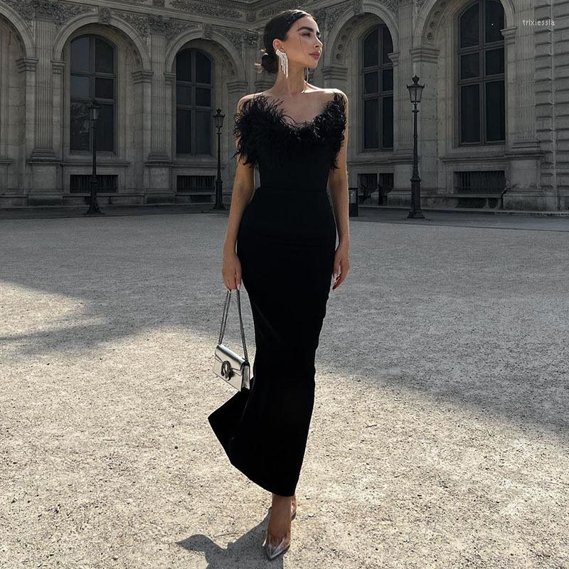 Casual Dresses Women' Dress 2023 Sexy One-Word Neck Off-The-Shoulder Feather Stitching Celebrity Temperament Sling Long Black
Casual Dresses Women' Dress 2023 Sexy One-Word Neck Off-The-Shoulder Feather Stitching Celebrity Temperament Sling Long Black