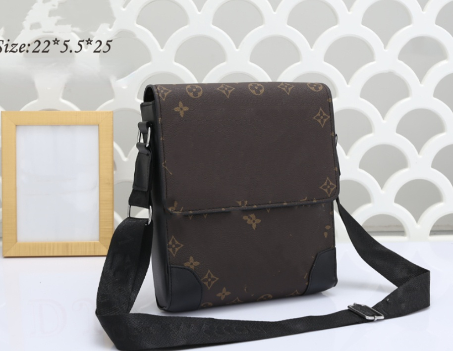 American Leather Man Small Zipper Square Message Bags Shoulder Crossbody Purses Cartoon Handbag Designer Handbags Set Purse
American Leather Man Small Zipper Square Message Bags Shoulder Crossbody Purses Cartoon Handbag Designer Handbags Set Purse