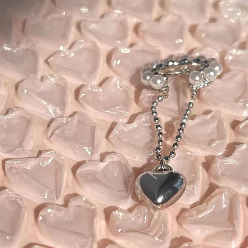 Backs Earrings 2023 Trend Pearl Tassel Chain Love Heart Clip For Women Sweet Cool Charm Aesthetic Harajuku Fashion Jewelry
Backs Earrings 2023 Trend Pearl Tassel Chain Love Heart Clip For Women Sweet Cool Charm Aesthetic Harajuku Fashion Jewelry