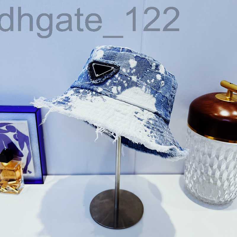 designer Luxurys Designers Bucket Hat Fashion Cap Unisex Versatile and Classic Cowboy Fisherman Hats Womes Top Quality Travel Caps Mens Retro Sunhats LBNT, Blue
designer Luxurys Designers Bucket Hat Fashion Cap Unisex Versatile and Classic Cowboy Fisherman Hats Womes Top Quality Travel Caps Mens Retro Sunhats LBNT, Blue