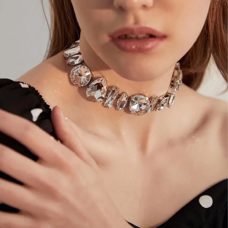 Chain Fashion jewelry birthstone natural water drop pendant necklace gem crystal DIY glamorous womens wedding 230313
Chain Fashion jewelry birthstone natural water drop pendant necklace gem crystal DIY glamorous womens wedding 230313