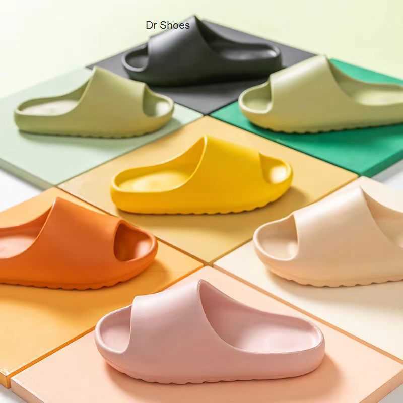 Men and women coconut slippers trend summer go out thick bottom personality home outdoor slippers solid color custom design welcome large
Men and women coconut slippers trend summer go out thick bottom personality home outdoor slippers solid color custom design welcome large