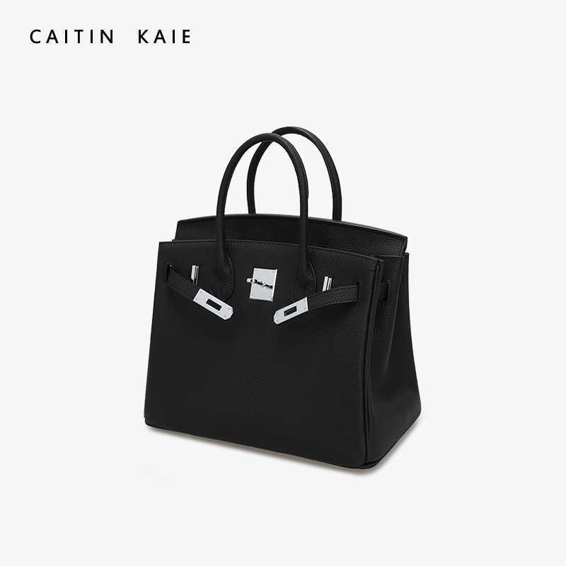 designer women handbag birkin Silver buckle bags CAITIN bag Women's Spring and Summer 2023 new leather commuter shoulder bag portable bag, Black-20cm-silver buckle
designer women handbag birkin Silver buckle bags CAITIN bag Women's Spring and Summer 2023 new leather commuter shoulder bag portable bag, Black-20cm-silver buckle