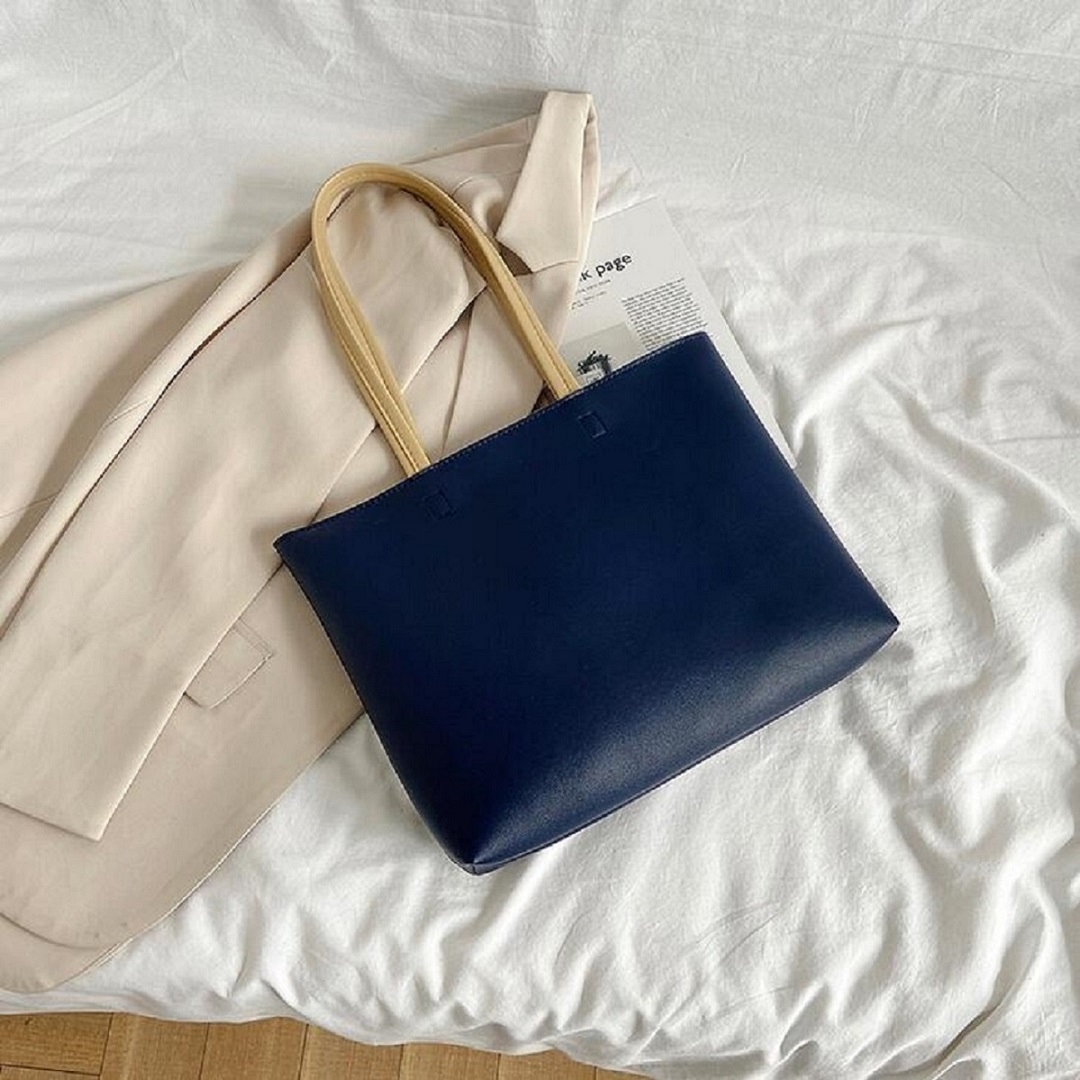 classic handbag Leather design shoulder crossbody package luxury brand designer bags shopping tote M58913 kfdshgnklhlkfdh, Black big logo
classic handbag Leather design shoulder crossbody package luxury brand designer bags shopping tote M58913 kfdshgnklhlkfdh, Black big logo