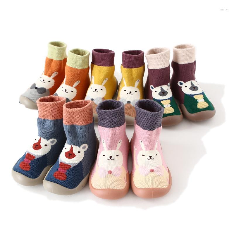 First Walkers Non-slip Baby Floor Socks Shoes Soft Rubber Soles Thick Winter Cartoon Toddler Booties
First Walkers Non-slip Baby Floor Socks Shoes Soft Rubber Soles Thick Winter Cartoon Toddler Booties