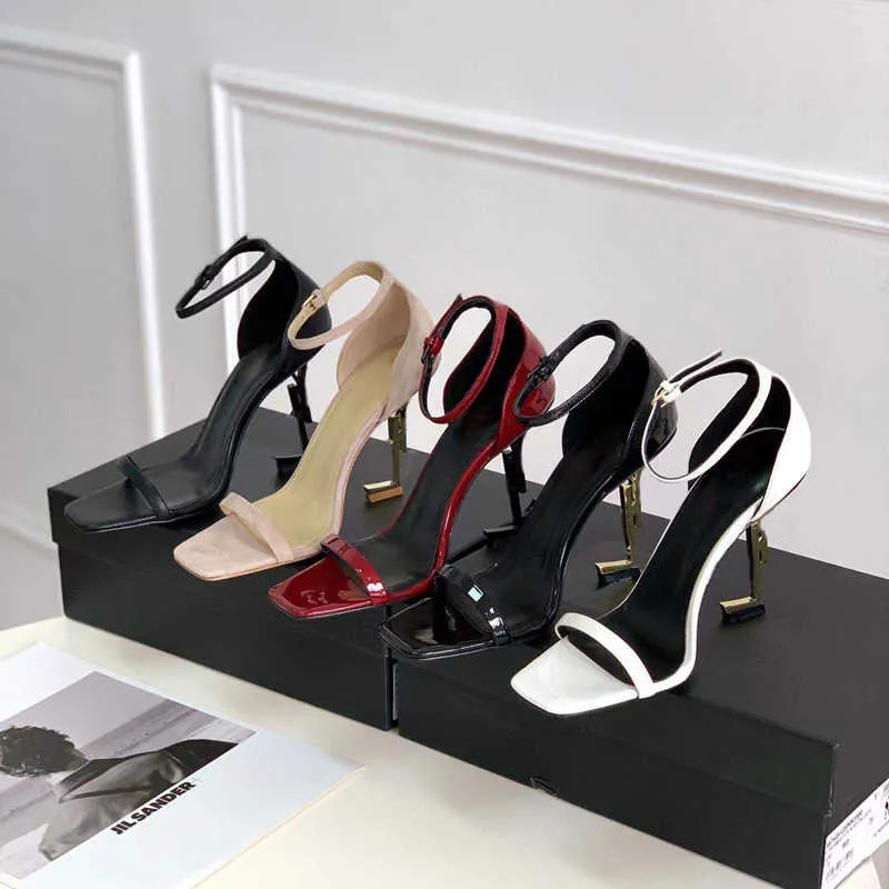 Designer Women Sandals Party Fashion Patent leather Leather Dance Shoe New Sexy Heels Super 10CM Lady Wedding Metal heelFactory shoes
Designer Women Sandals Party Fashion Patent leather Leather Dance Shoe New Sexy Heels Super 10CM Lady Wedding Metal heelFactory shoes