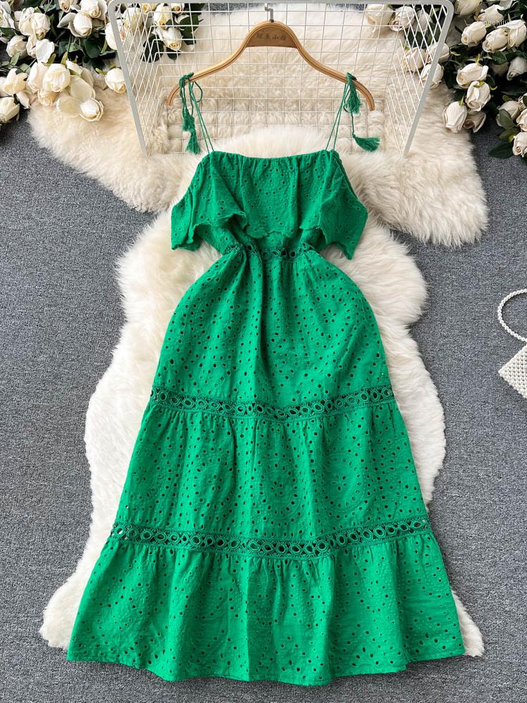Casual Dresses Summer Spaghetti Strap Long Green Dress Women Sexy Hollow Out Lace Slash Neck High Waist A-Line Vacation Beach Maxi Robe
Casual Dresses Summer Spaghetti Strap Long Green Dress Women Sexy Hollow Out Lace Slash Neck High Waist A-Line Vacation Beach Maxi Robe
