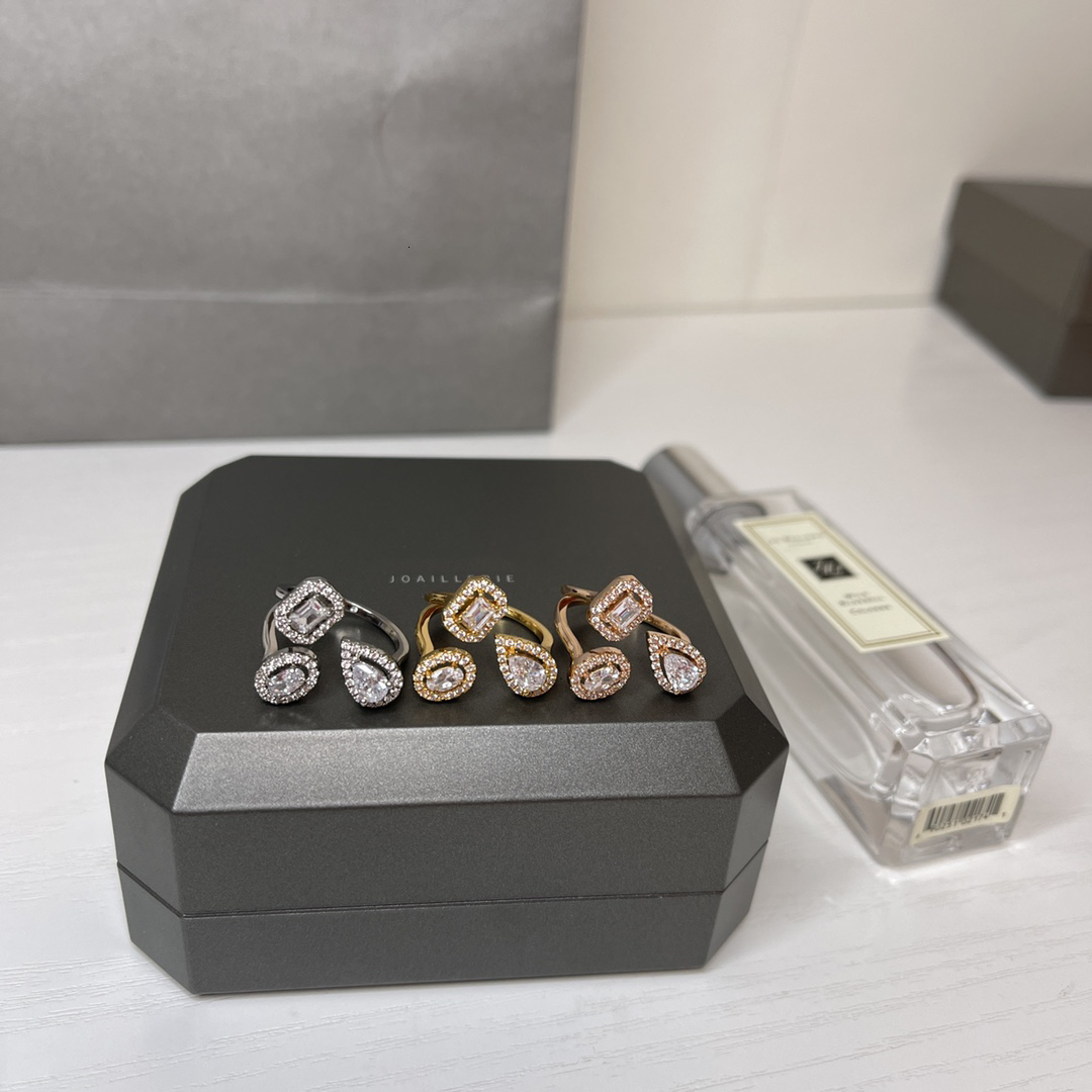 Wedding Rings Luxury jewelry founded in 2005 S925 sterling silver couple ring Independent design MOVE series holiday gift 230313
Wedding Rings Luxury jewelry founded in 2005 S925 sterling silver couple ring Independent design MOVE series holiday gift 230313