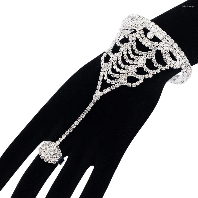 Bangle YFJEWE 2023 Arrival Silver Color Plated Rhinestone Hand Bracelets&Bangles Ring Crystal Link Beatuy Women Wedding Gifts B184
Bangle YFJEWE 2023 Arrival Silver Color Plated Rhinestone Hand Bracelets&Bangles Ring Crystal Link Beatuy Women Wedding Gifts B184