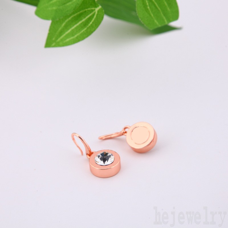 Touching plated gold earring hook pink circle couple earing thick crystal ohrringe jewelries dangle iced out metal pink earrings designer for women ZB008 F23
Touching plated gold earring hook pink circle couple earing thick crystal ohrringe jewelries dangle iced out metal pink earrings designer for women ZB008 F23