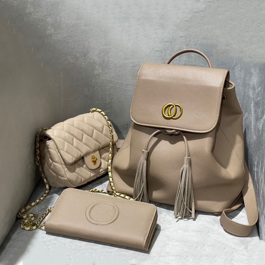 2023 luxurys Designers 3pcs/set Women HandBag famous brand Crossbody Shoulder Bag Lady Plaid Purse Duffle Luggage bag Designer wallets classic Large capacity bag, #38
2023 luxurys Designers 3pcs/set Women HandBag famous brand Crossbody Shoulder Bag Lady Plaid Purse Duffle Luggage bag Designer wallets classic Large capacity bag, #38