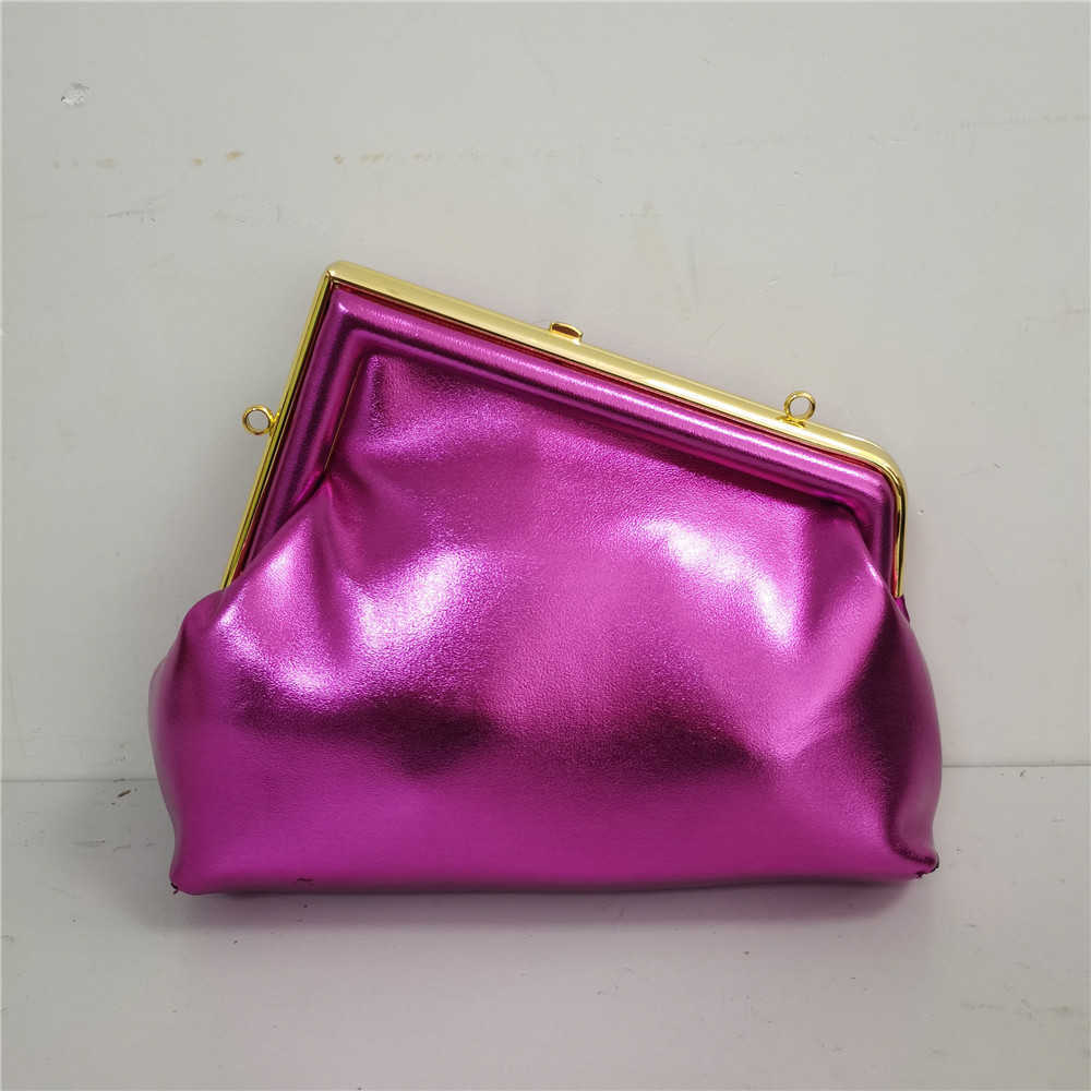 Women's handbag New style F family metal clip bag handbag dinner bag messenger bag 230313, Rose pink
Women's handbag New style F family metal clip bag handbag dinner bag messenger bag 230313, Rose pink