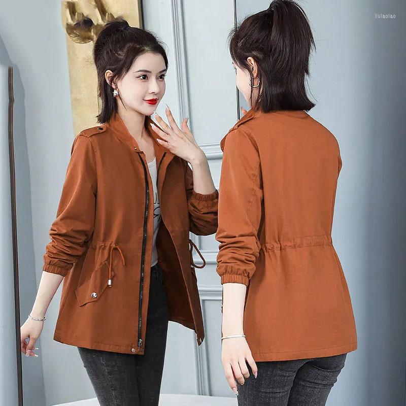 Women's Trench Coats 2023 Autumn Windbreaker Woman Fashion Long Sleeve Middle-aged Mothers Short Coat Women Solid Casual Lining Outwear, Red
Women's Trench Coats 2023 Autumn Windbreaker Woman Fashion Long Sleeve Middle-aged Mothers Short Coat Women Solid Casual Lining Outwear, Red