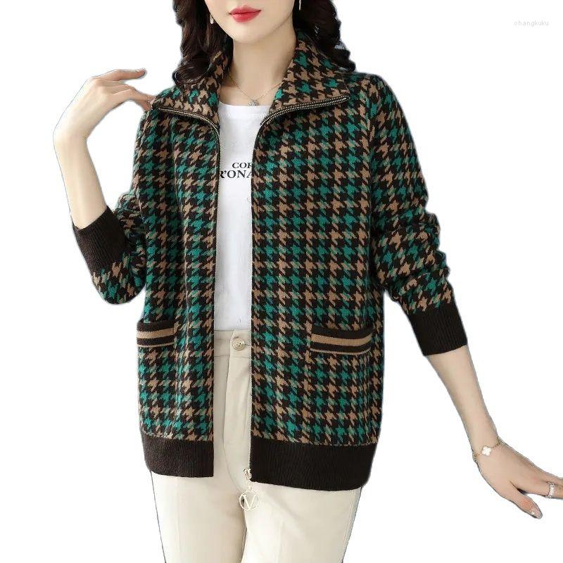 Women's Jackets Fashion Square Collar Knitted Coat 2023 Spring Autumn Loose Casual Jacket High Quality Short Thicken Outerwear Female Tops, Photo color
Women's Jackets Fashion Square Collar Knitted Coat 2023 Spring Autumn Loose Casual Jacket High Quality Short Thicken Outerwear Female Tops, Photo color