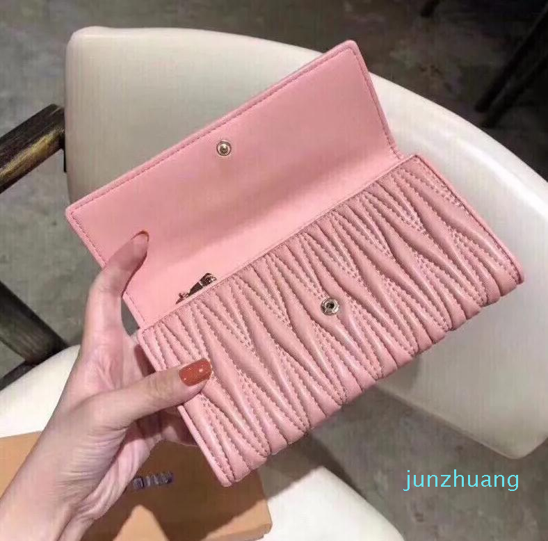 2023 Designers women's purse niche new folding change two fold cowhide short style everything simple cute mini student card bag 052, Pink
2023 Designers women's purse niche new folding change two fold cowhide short style everything simple cute mini student card bag 052, Pink