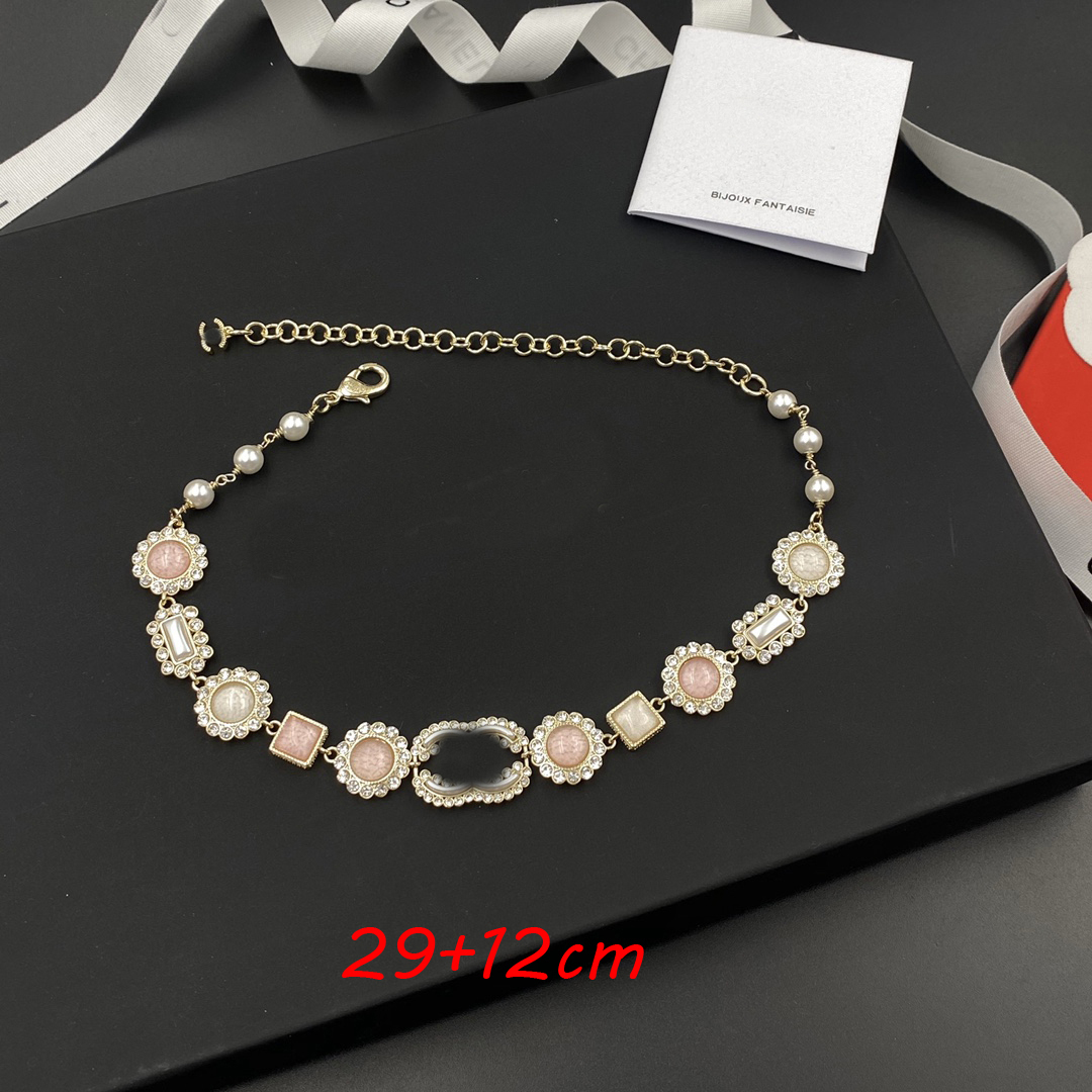 18K Gold Plated Brass Copper Pendant Necklace LUXURY Women Designer Brand C-Letter inlay Rhinestone Pearl Flower Necklaces Choker Chain Wedding Jewelry Love Gifts
18K Gold Plated Brass Copper Pendant Necklace LUXURY Women Designer Brand C-Letter inlay Rhinestone Pearl Flower Necklaces Choker Chain Wedding Jewelry Love Gifts