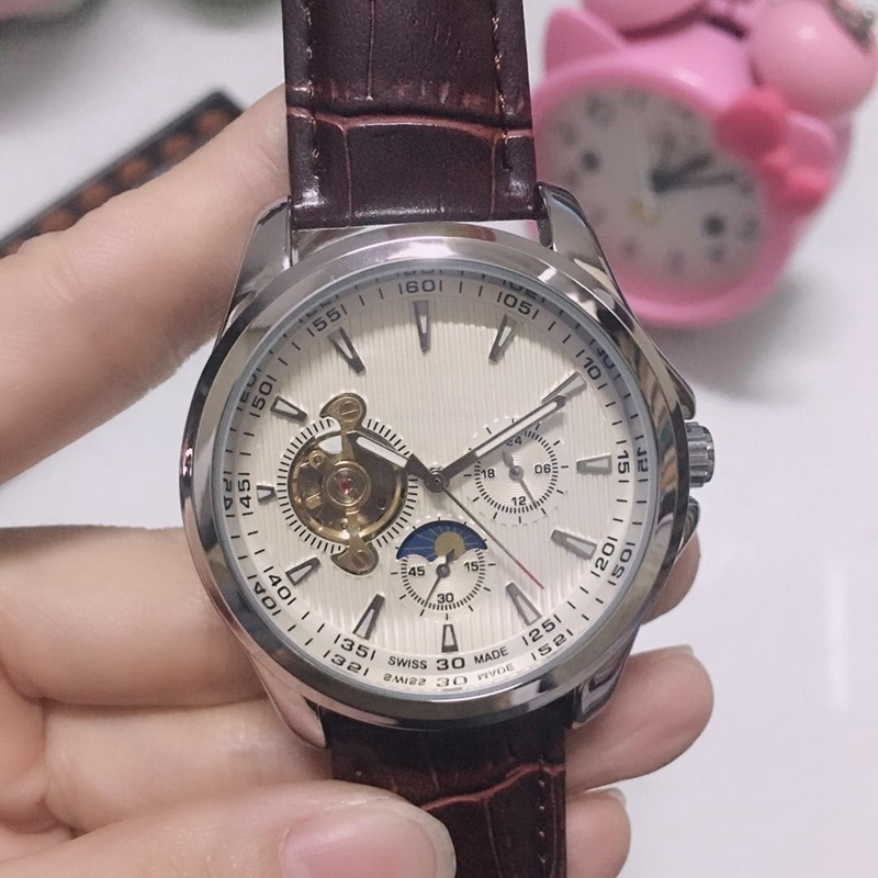 2023 new luxury watches Large flywheel Five stitches Mens automatic Mechanical watch designer wristwatches Top luxury brand Fashion leather strap
2023 new luxury watches Large flywheel Five stitches Mens automatic Mechanical watch designer wristwatches Top luxury brand Fashion leather strap
