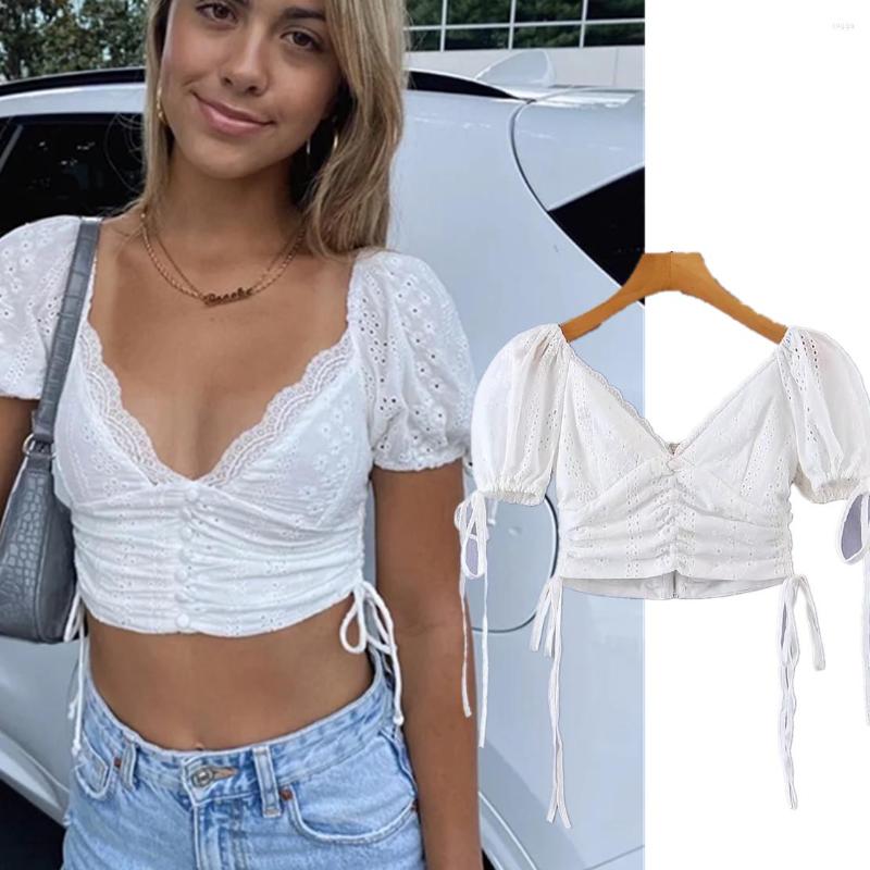 Women' Blouses Maxdutti Fashion Sexy Shirt Summer Blouse Women French Style Indie Folk Retro Lace Splicing Embroidery V-neck Short Tops, White
Women' Blouses Maxdutti Fashion Sexy Shirt Summer Blouse Women French Style Indie Folk Retro Lace Splicing Embroidery V-neck Short Tops, White