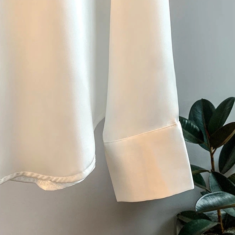 Women's Blouses Shirts Women's Long Sleeve Shirt Plus Size Fashion Loose Sexy White Camisas Mujer Elegant Korean Clothing Chiffon Silk Shirt