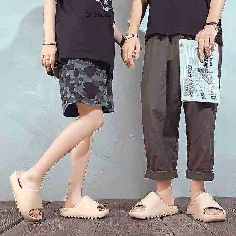 Luxury Foam Slides Cushioned Putian Coconut Slippers Women Kan Ye Net Red Version Wear Out Trendy Lovers Outdoor Summer Word Designer Luxur, Coconut black
Luxury Foam Slides Cushioned Putian Coconut Slippers Women Kan Ye Net Red Version Wear Out Trendy Lovers Outdoor Summer Word Designer Luxur, Coconut black