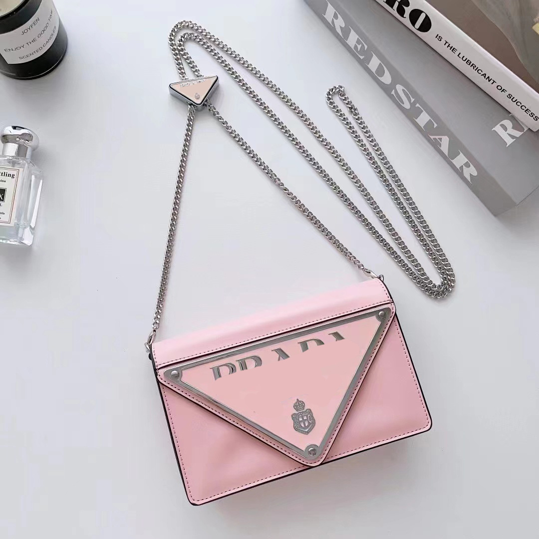 Beautiful Crossbody Saffiano Designer Phone Bags Cases for iPhone 14 13 12 11 Pro Max X XR XS 7 8 Samsung S10 S20 S21 S22 S23 NOTE20 Plus Ultra with Shopping Bag 18x12x5cm
Beautiful Crossbody Saffiano Designer Phone Bags Cases for iPhone 14 13 12 11 Pro Max X XR XS 7 8 Samsung S10 S20 S21 S22 S23 NOTE20 Plus Ultra with Shopping Bag 18x12x5cm