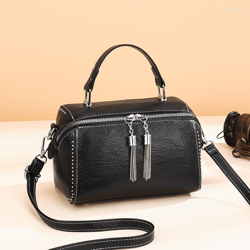 Evening Bags Brand Women Leather Handbags Fashion Rivet Female Bag Multicolor High Capacity Crossbody For Ladies Luxury Shoulder, Black
Evening Bags Brand Women Leather Handbags Fashion Rivet Female Bag Multicolor High Capacity Crossbody For Ladies Luxury Shoulder, Black