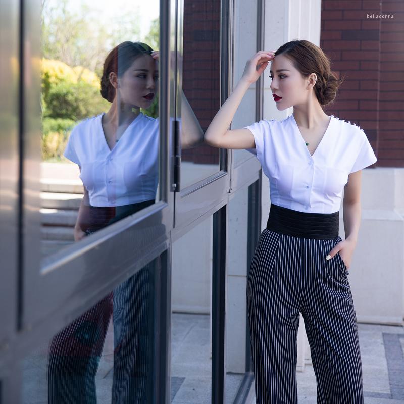 Women's Blouses 2023 Short Sleeve Summer V Neck Shirt Women's Vintage Simple Loose Buckle Fresh Thin Cotton White Casual Fashion Shirts
Women's Blouses 2023 Short Sleeve Summer V Neck Shirt Women's Vintage Simple Loose Buckle Fresh Thin Cotton White Casual Fashion Shirts