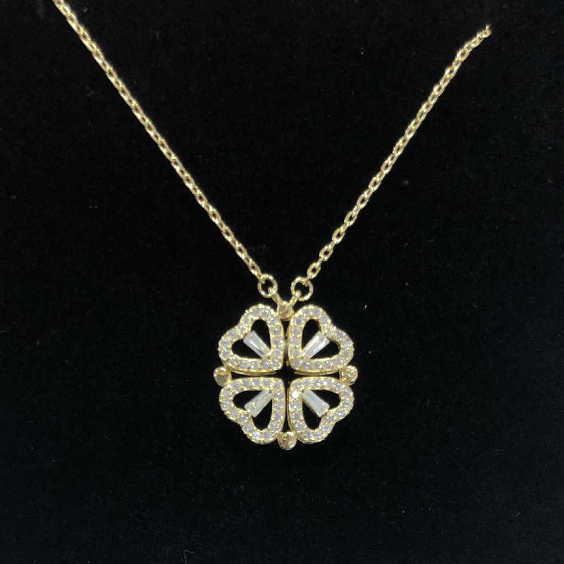 Strands Strings S925 Sterling Silver Full Diamond Four leaf Grass Necklace Women's Fashion ins Love 18k Necklace Tiktok Magnetic Absorber
Strands Strings S925 Sterling Silver Full Diamond Four leaf Grass Necklace Women's Fashion ins Love 18k Necklace Tiktok Magnetic Absorber