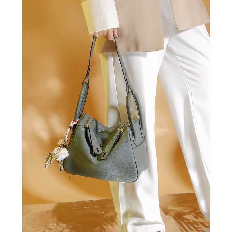 Lindys Bags bags 2021 new lychee pattern Bag Mini Leather Women's bag doctor's hand one shoulder portable pillow ayw VHJJ, Black trumpet
Lindys Bags bags 2021 new lychee pattern Bag Mini Leather Women's bag doctor's hand one shoulder portable pillow ayw VHJJ, Black trumpet