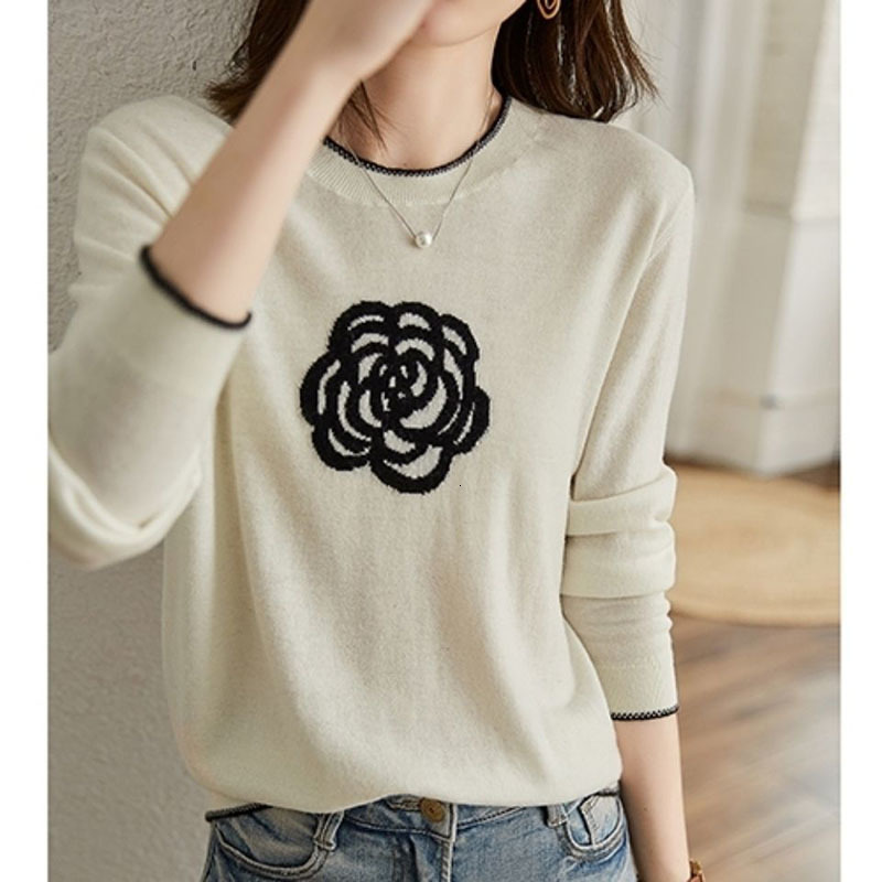 Women's TShirt Fashion Solid Color Embroidery Floral Clothing Autumn Loose Casual Pullovers Allmatch Korean Tee Shirt 230311, Black
Women's TShirt Fashion Solid Color Embroidery Floral Clothing Autumn Loose Casual Pullovers Allmatch Korean Tee Shirt 230311, Black