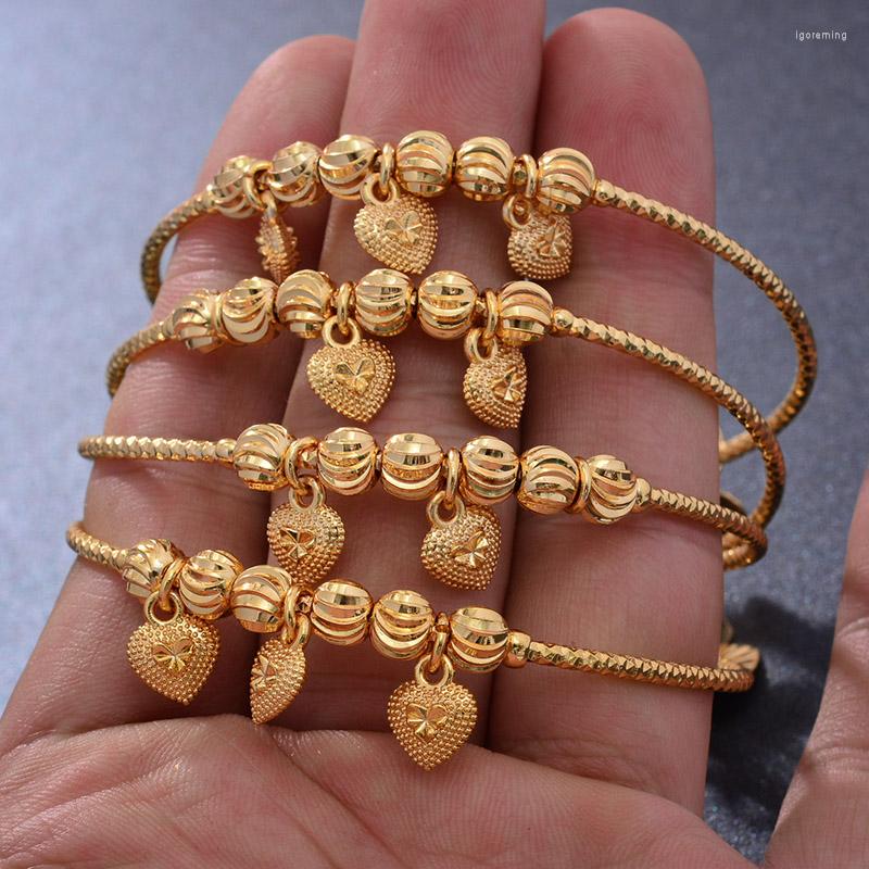 Bangle 4pcs Gold Colour Women Dubai Bride Wedding Ethiopian Bracelet Africa Arab Jewelry Charm Girls India Gifts
Bangle 4pcs Gold Colour Women Dubai Bride Wedding Ethiopian Bracelet Africa Arab Jewelry Charm Girls India Gifts