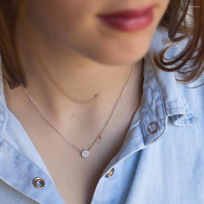 Pendant Necklaces Disc Necklace For Women Inlaid Zircon Stainless Steel Chain Simple Choker Jewelry Party Gift Lucky
Pendant Necklaces Disc Necklace For Women Inlaid Zircon Stainless Steel Chain Simple Choker Jewelry Party Gift Lucky
