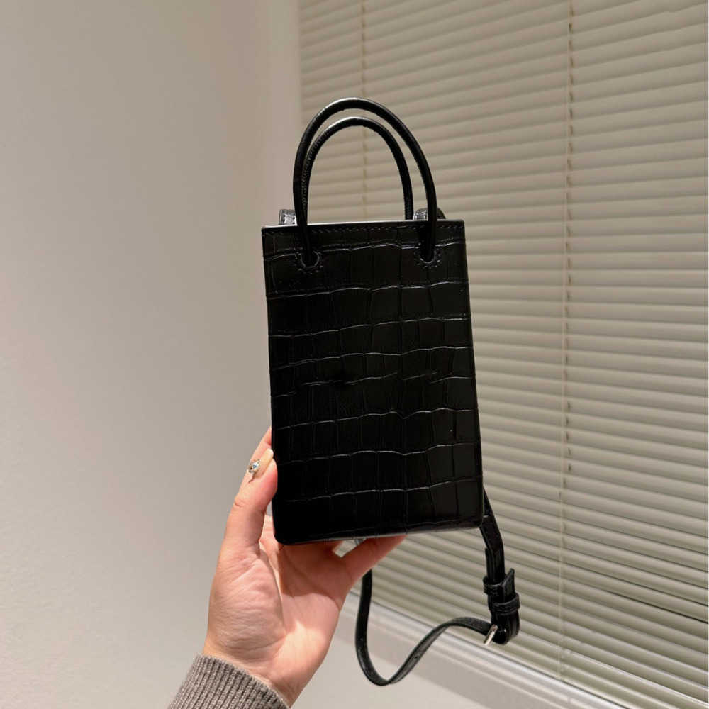 Evening Bags Genuine Leather Lou Camera Bags For Women In Metal At The Center And Quilted cross body bag Overstitching Purse Fashion Shoulder Bag Cowhide Handbag, 04
Evening Bags Genuine Leather Lou Camera Bags For Women In Metal At The Center And Quilted cross body bag Overstitching Purse Fashion Shoulder Bag Cowhide Handbag, 04