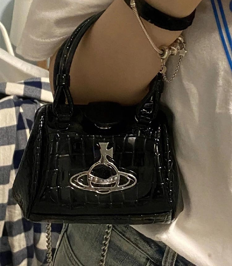 Women's Mini Crossbody Bags Portable Chain Bag Niche Design Saturn Alligator Pattern Patent Leather Bag, Black
Women's Mini Crossbody Bags Portable Chain Bag Niche Design Saturn Alligator Pattern Patent Leather Bag, Black