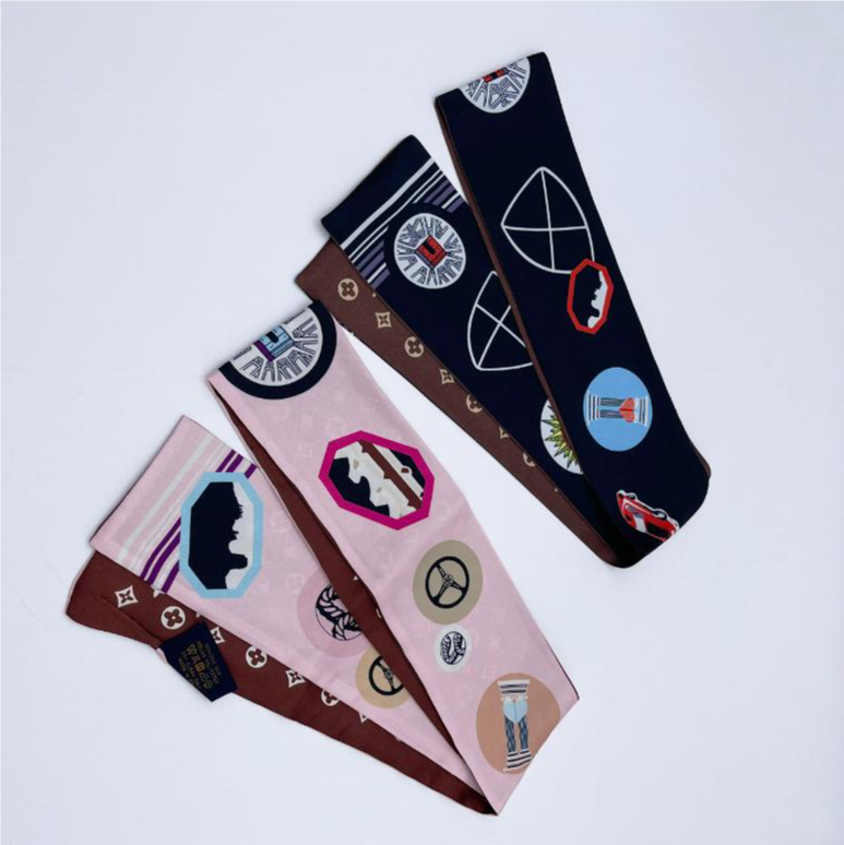 Fashion Scarf Silk Scarves Spring Luxury Chiffon Stripe Flower Print Beach Towel Scarf For Designer Women Girl Sunscreen Thin Gauze Scarf Long Scarves
Fashion Scarf Silk Scarves Spring Luxury Chiffon Stripe Flower Print Beach Towel Scarf For Designer Women Girl Sunscreen Thin Gauze Scarf Long Scarves