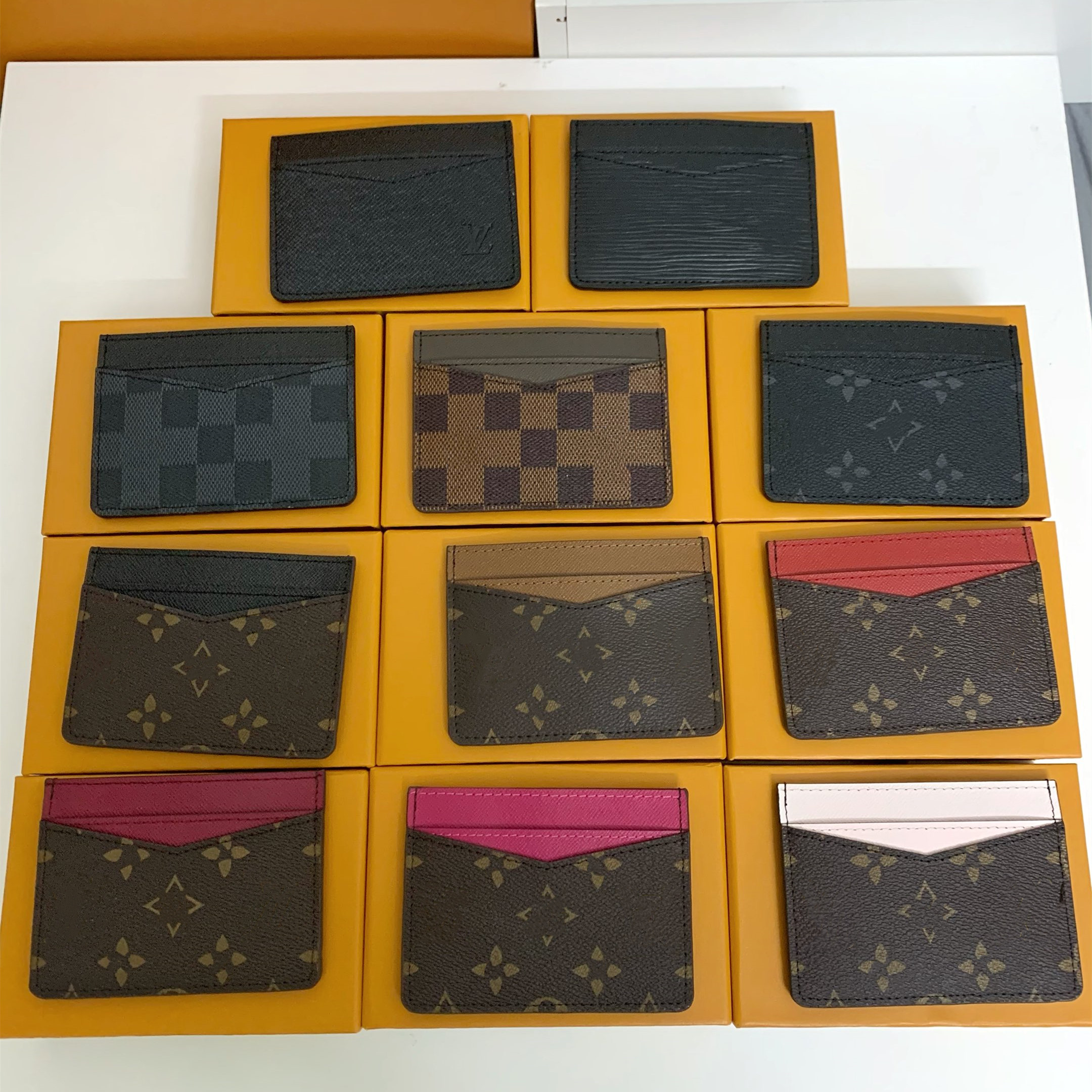 CC Designers Lvs Women Credit Card Package Wallet Purse Men Business Leather Card Holders coin pouch leather coin purse key wallets Bags
CC Designers Lvs Women Credit Card Package Wallet Purse Men Business Leather Card Holders coin pouch leather coin purse key wallets Bags