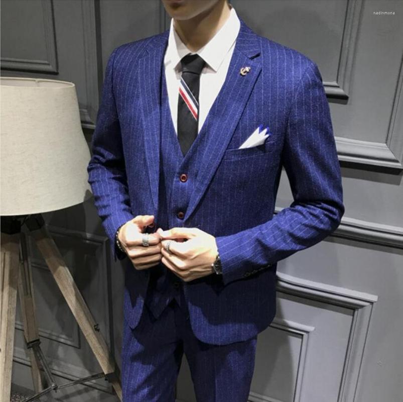 Men's Suits Man Navy Blue Mens Stylish 3 Piece Dress Suit Classic Fit Wedding Formal Jacket & Vest Pants
Men's Suits Man Navy Blue Mens Stylish 3 Piece Dress Suit Classic Fit Wedding Formal Jacket & Vest Pants