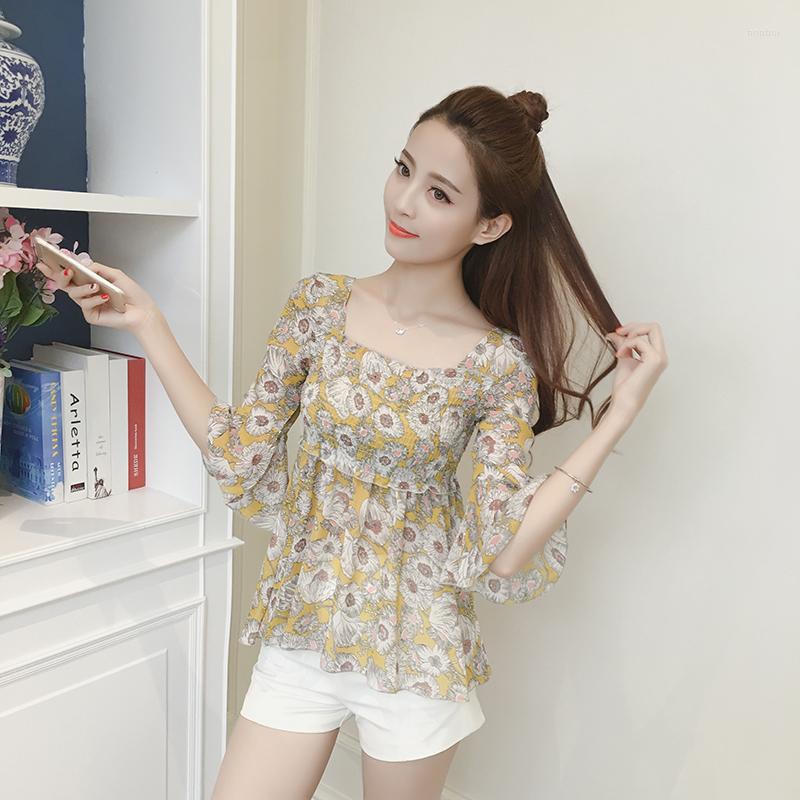 Women' Blouses Korean Fashion Blouse Floral 2023 Summer Women Chiffon Half Sleeve Flare Tops Square Collar, Color as pic
Women' Blouses Korean Fashion Blouse Floral 2023 Summer Women Chiffon Half Sleeve Flare Tops Square Collar, Color as pic