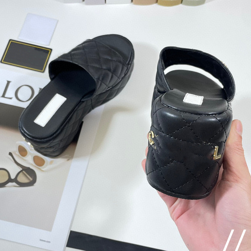 Women Slides Sandals Designer Platform Slide Slipper Thick Bottoms Ladies Flip Flops Embroidery Printed Fashion Summer Beach Casual Shoes 35-40, Khaki
Women Slides Sandals Designer Platform Slide Slipper Thick Bottoms Ladies Flip Flops Embroidery Printed Fashion Summer Beach Casual Shoes 35-40, Khaki