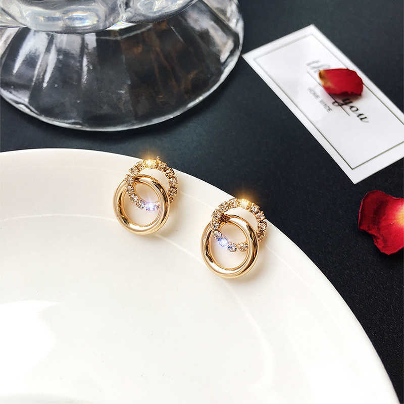 Dangle Chandelier 2021 New Fashion Female Earrings Korean Fashion Temperament Versatile Earrings Simple And Small Personalized Earringsneedle G230313
Dangle Chandelier 2021 New Fashion Female Earrings Korean Fashion Temperament Versatile Earrings Simple And Small Personalized Earringsneedle G230313