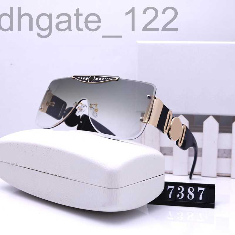 designer Mens Sunglasses Fashion Summer Outdoor Sun Glasses Designer Casual With Box Beach Women Eyewear Men Adumbral Driving Nice OHRV
designer Mens Sunglasses Fashion Summer Outdoor Sun Glasses Designer Casual With Box Beach Women Eyewear Men Adumbral Driving Nice OHRV