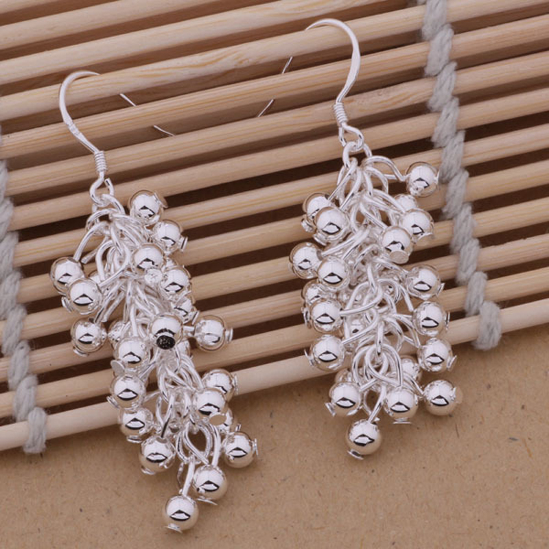 925Silver Plated Beaded Earrings dangles Fashion Jewelry Men Wemon for Party gift 10Pairs/lot
925Silver Plated Beaded Earrings dangles Fashion Jewelry Men Wemon for Party gift 10Pairs/lot