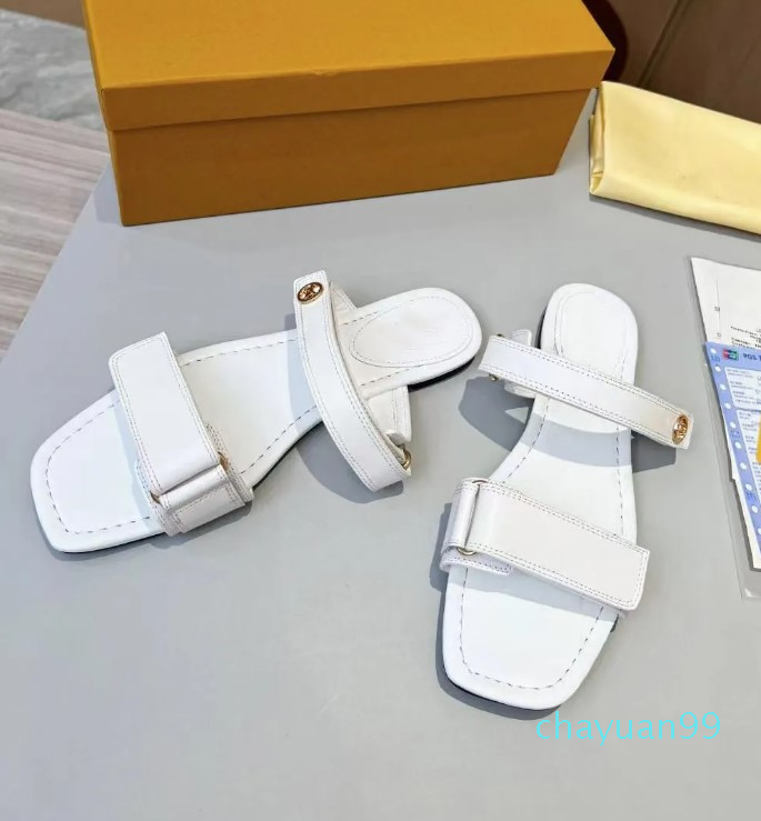 Summer Luxury 23S/S Stella Women Sandals Shoes Comfort Flat Two Slender Straps Mule Black Brown White Slip On Slippers Original Box
Summer Luxury 23S/S Stella Women Sandals Shoes Comfort Flat Two Slender Straps Mule Black Brown White Slip On Slippers Original Box